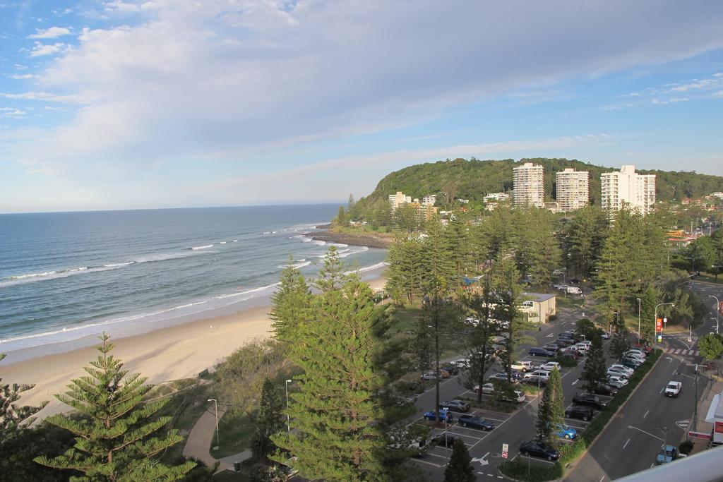 Pacific Regis Beachfront Holiday Apartments Гоулд Коуст Екстериор снимка