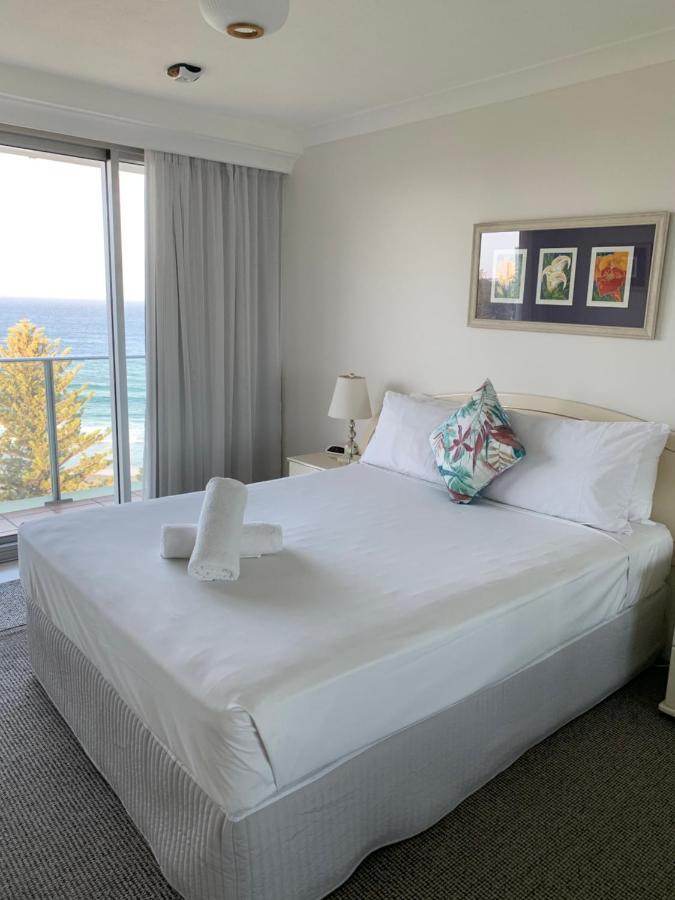 Pacific Regis Beachfront Holiday Apartments Гоулд Коуст Екстериор снимка