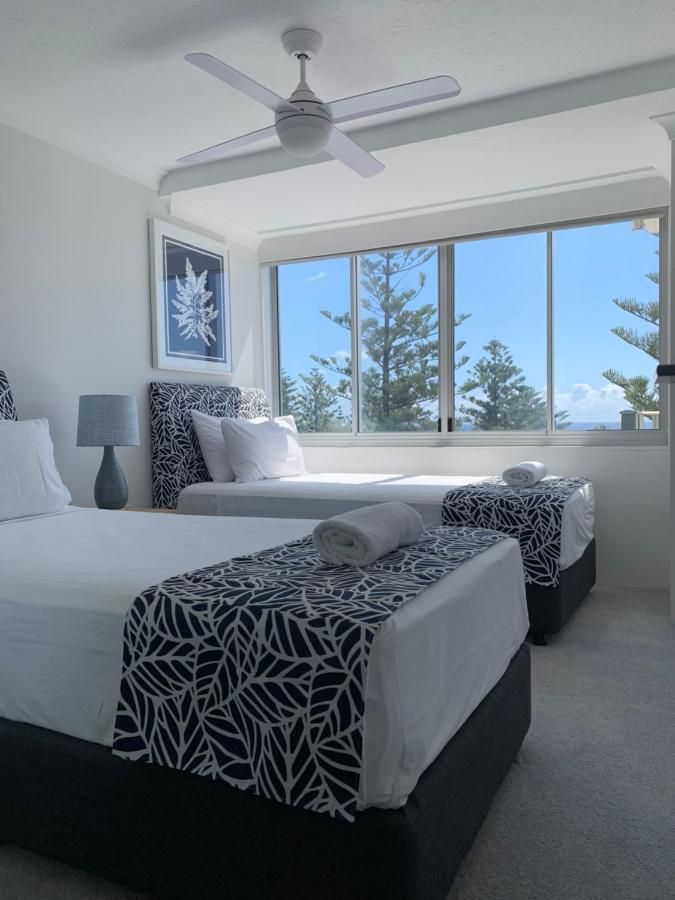 Pacific Regis Beachfront Holiday Apartments Гоулд Коуст Екстериор снимка